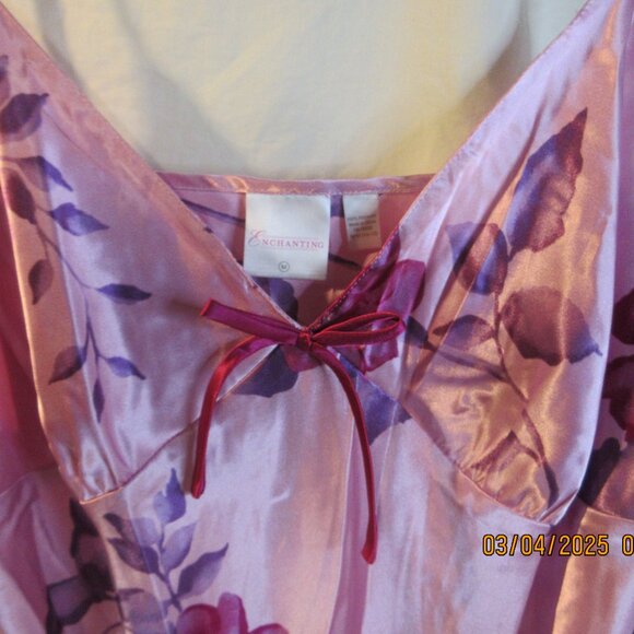NOS~ENCHANTING SIZE MEDIUM FLORAL 100% POLYESTER (SILK LOOK) BABY DOLL NIGHTGOWN - Picture 7 of 10